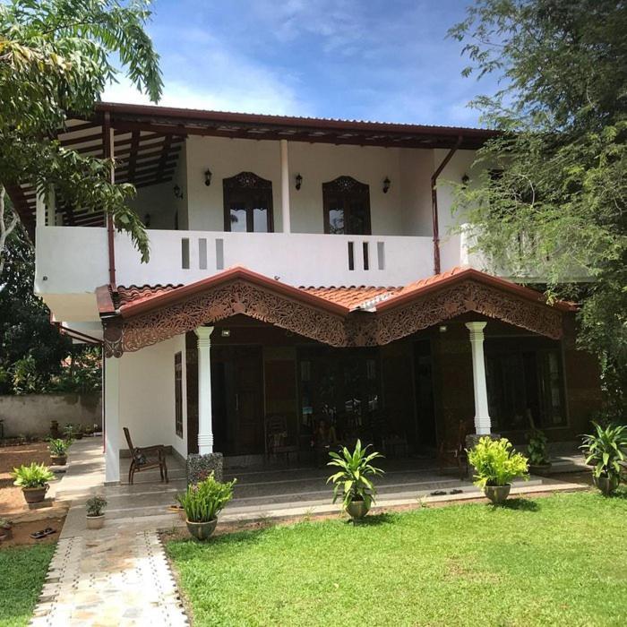 Subodinee Bungalow Weligama Bagian luar foto